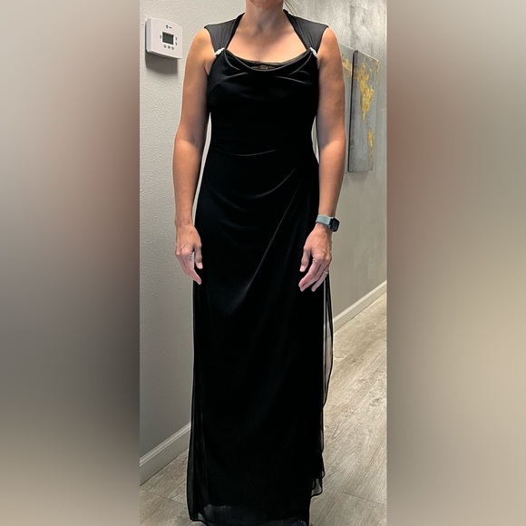 Scarlett Nite formal floor length evening gown. Size 10. - Picture 1 of 5